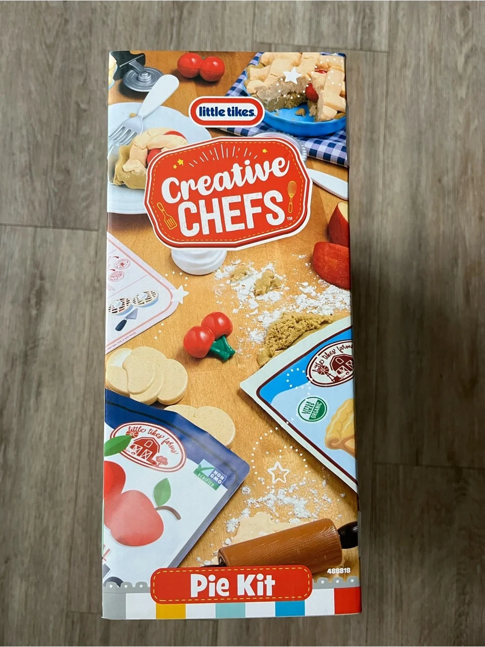 Kids Little Tikes Creative Chefs Pie Kit with Make-It Mix Play Sand, 22pcs